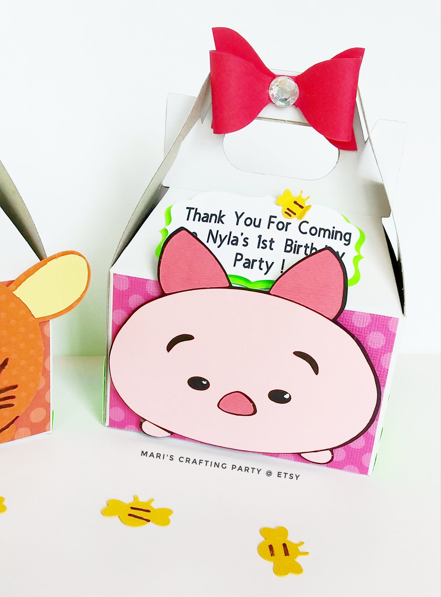 Custom Winnie the Pooh Themed Party Boxes / 10 pcs.