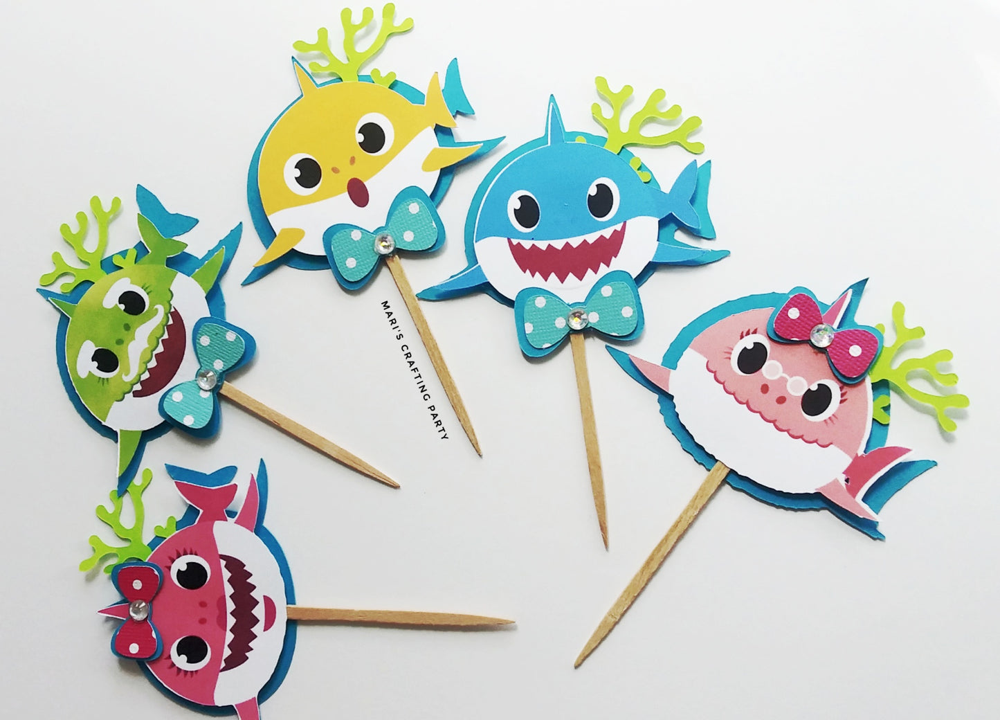 Cupcake Toppers of Baby Shark Themed / 10 pcs.